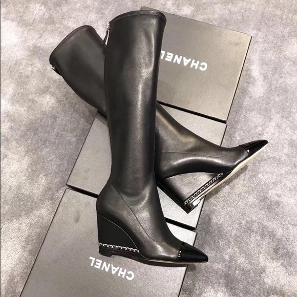 Chanel boots - Picture 1 of 2